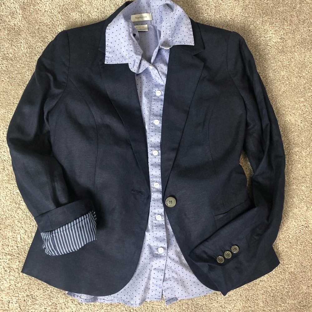 Van Heusen XS Stretch Button Down